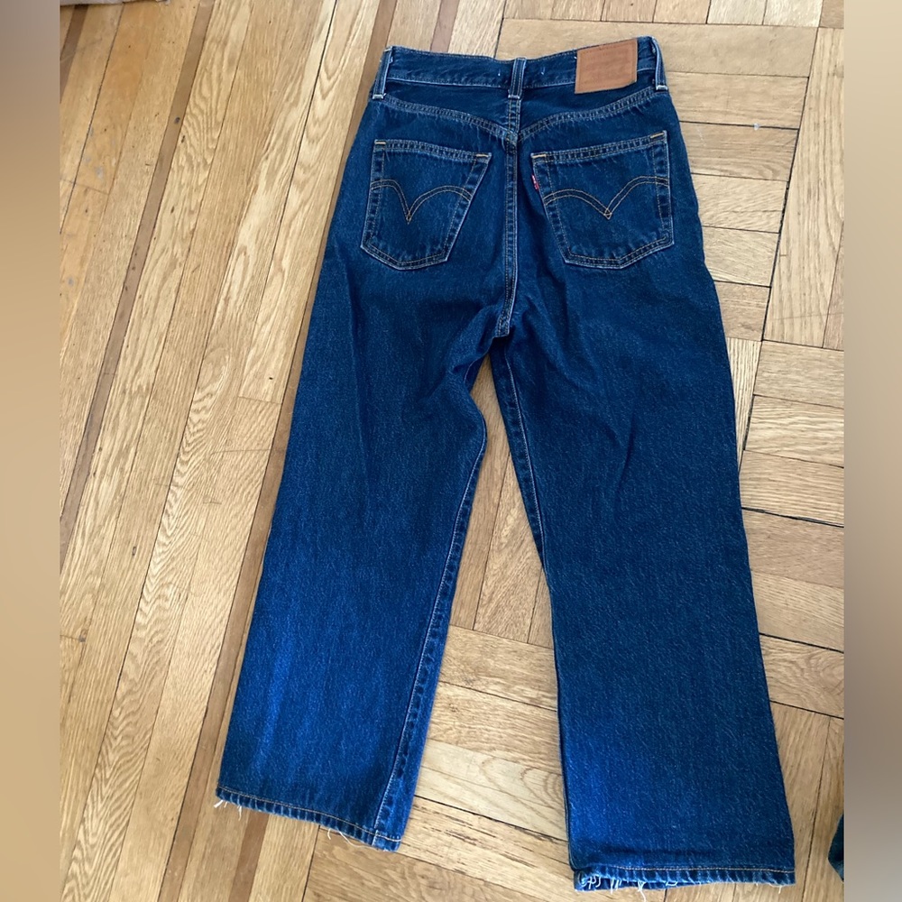 LEVIS RIBCAGE straight leg cropped jeans 25/22